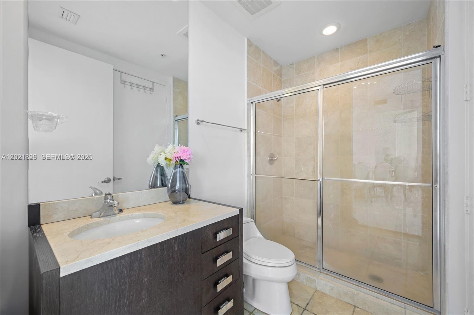 TRUMP ROYALE CONDO - Residential