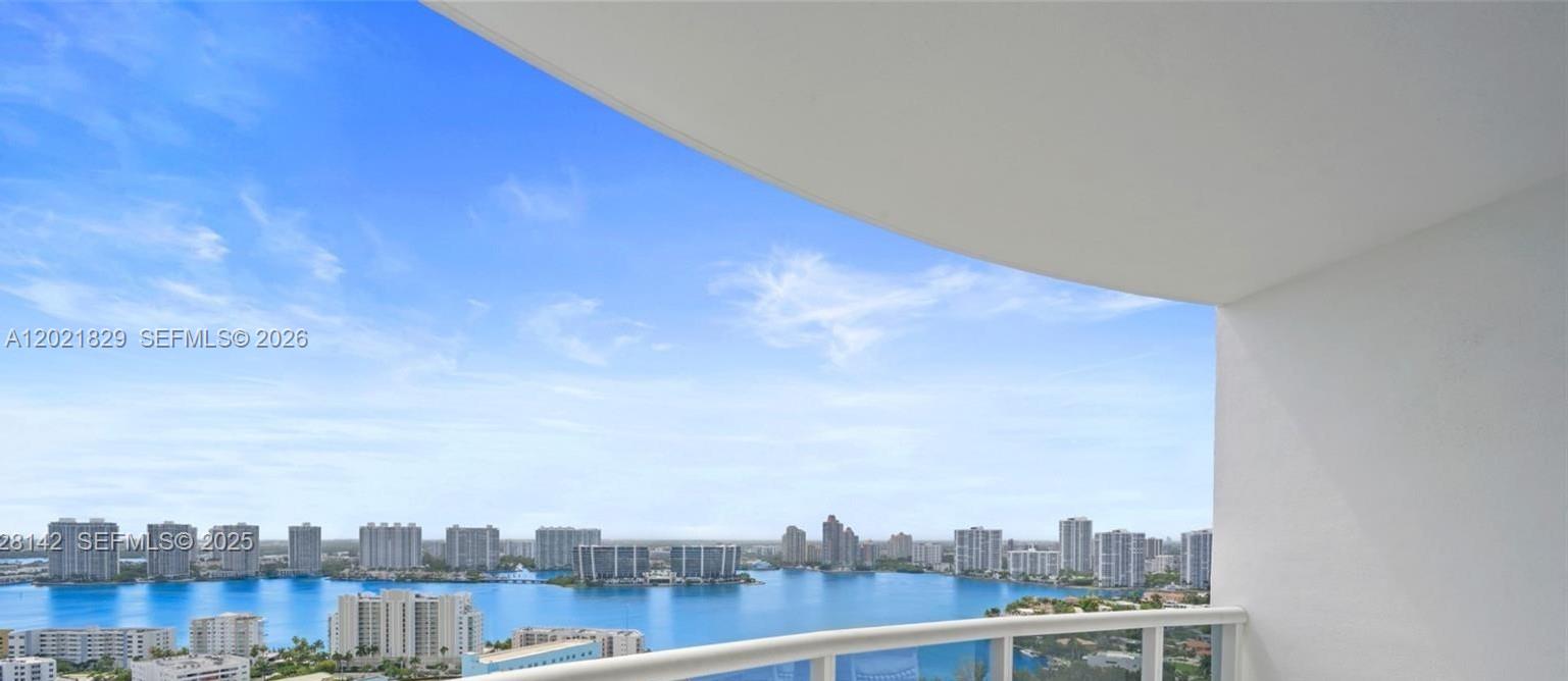 GREAT OPPORTUNITY TO OWN A 2 BEDROOM ,2 BATHS RESIDENCE IN THIS RESORT STYLE COMPLEX.
STUNNING INTRACOASTAL VIEWS AND BEAUTIFUL SUNSET VIEWS EVERY NIGHT!!! SIT ON YOR BALCONY AND ENJOY ALL THE VIEWS!! THIS 5 -ACRE RESORT HAS IT ALL - 4 SWIMMING POOLS, TENNIS COURTS, SPA, GYM, RESORT STYLE FOOD AND BEVERAGE SERVICE AT THE BEACH AND POOL, RESTAURANTS, DOG PARK AND MORE!!!