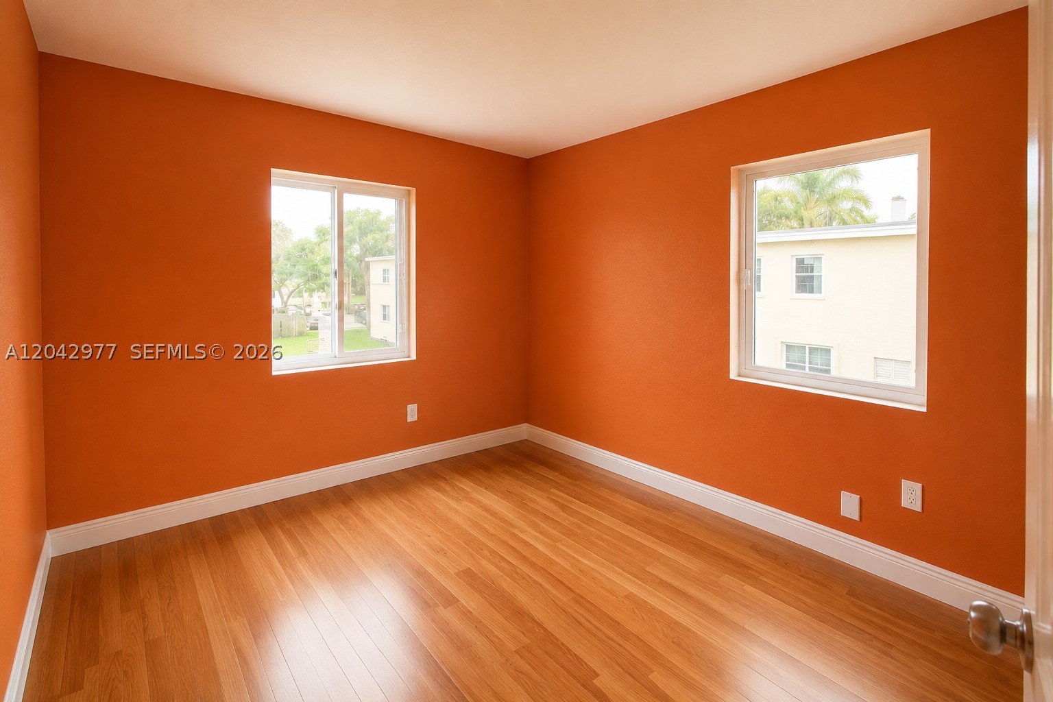 SUNSET PALM VILLAS CONDO - Residential