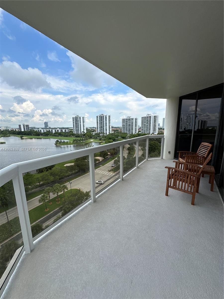 THE LANDMARK CONDO - Residential