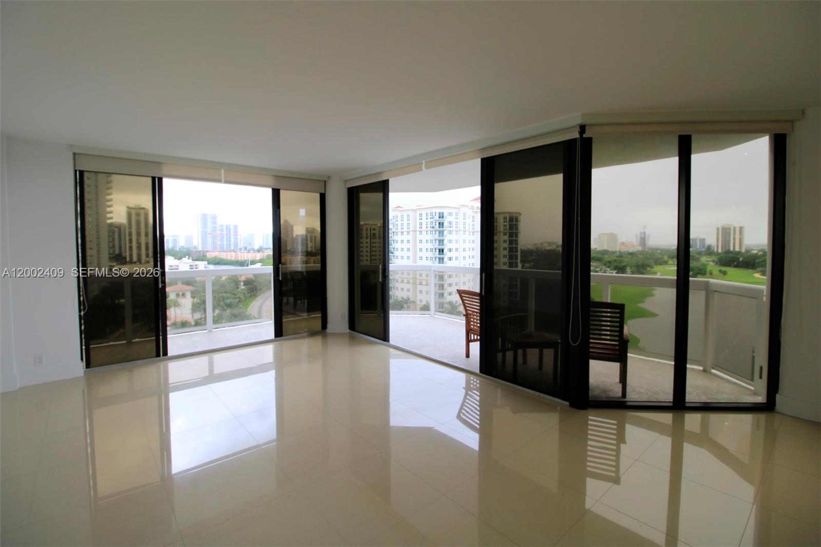 THE LANDMARK CONDO - Residential