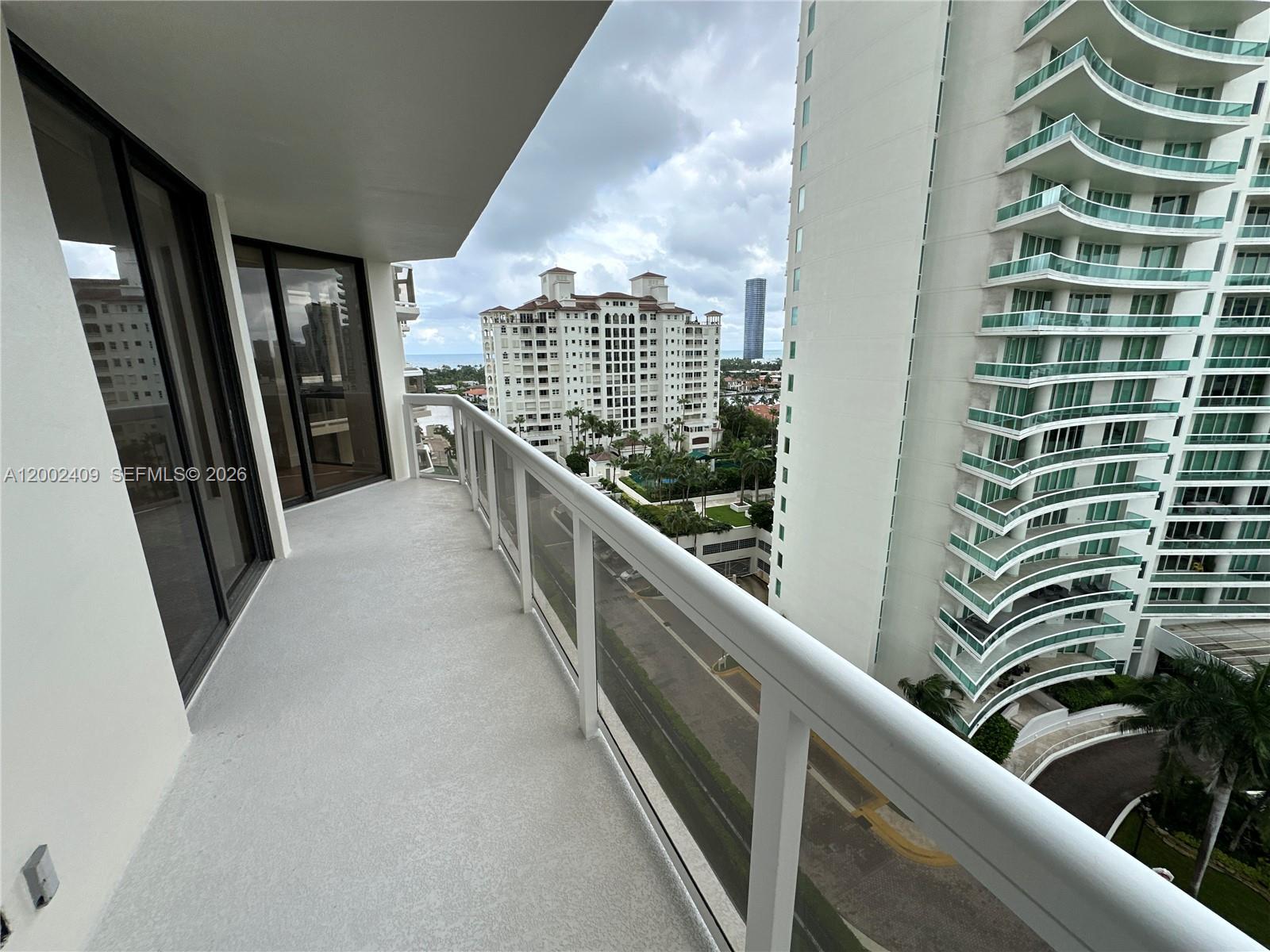 THE LANDMARK CONDO - Residential