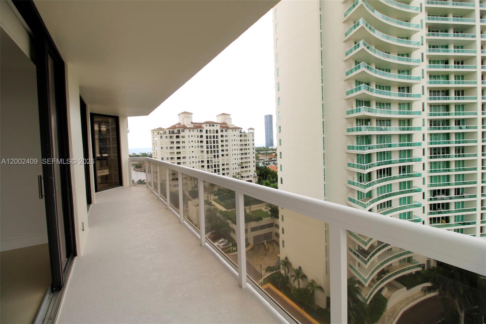 THE LANDMARK CONDO - Residential