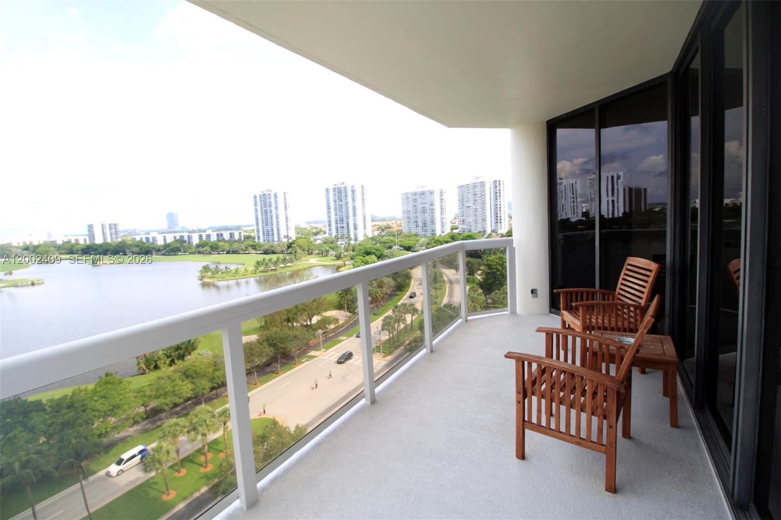 THE LANDMARK CONDO - Residential