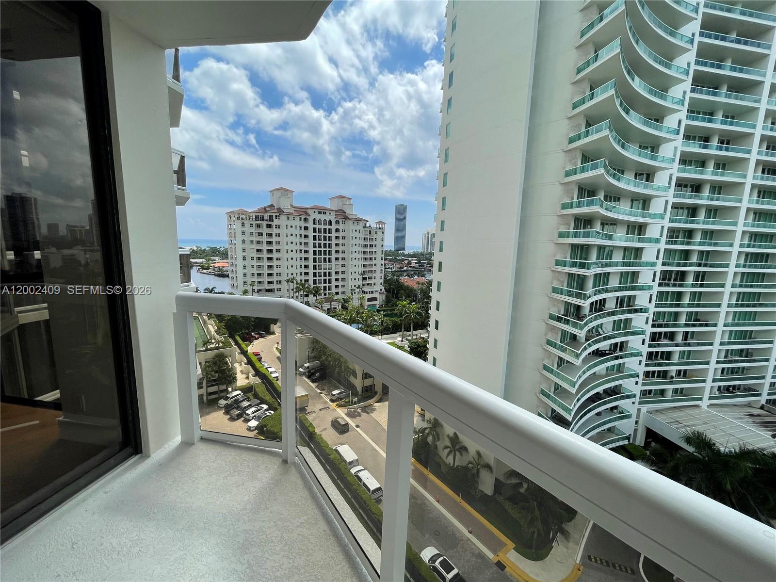 THE LANDMARK CONDO - Residential