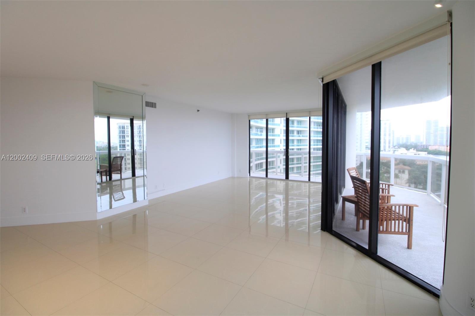 THE LANDMARK CONDO - Residential