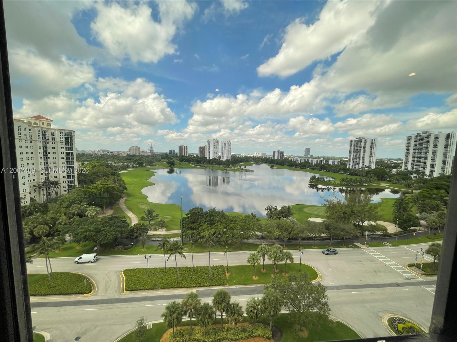 THE LANDMARK CONDO - Residential