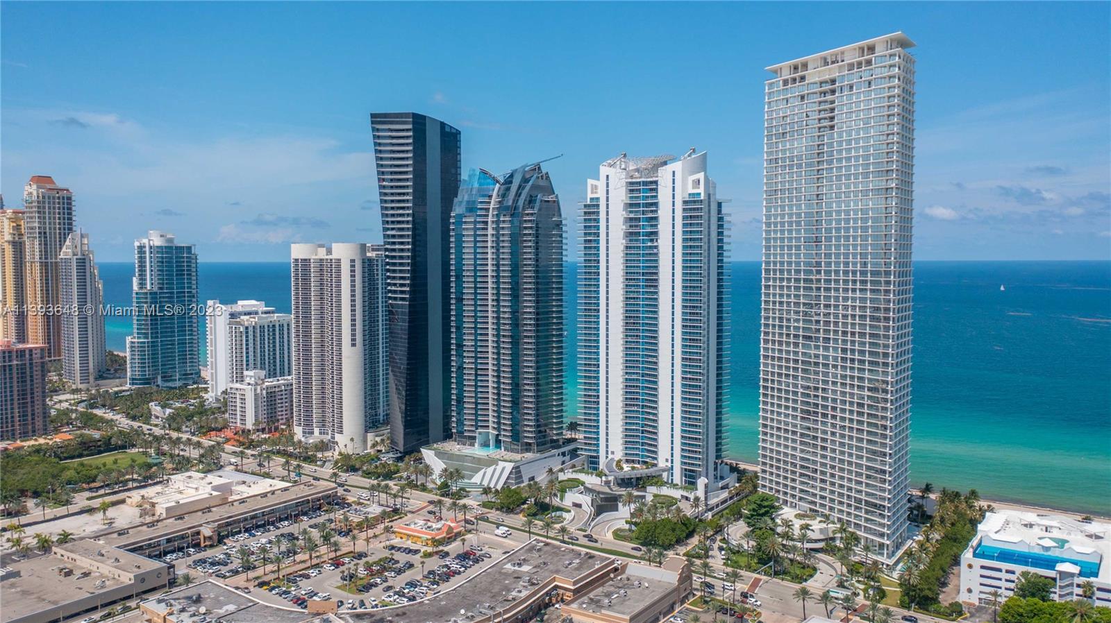 JADE SIGNATURE CONDO - Residential