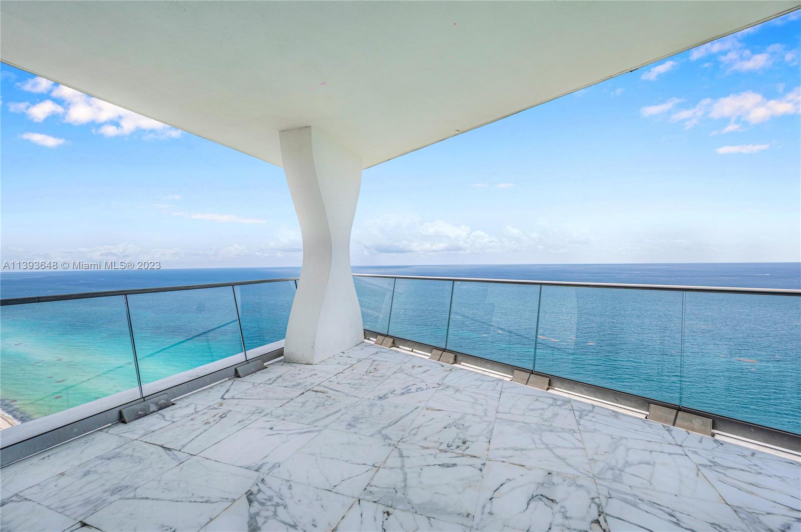 JADE SIGNATURE CONDO - Residential