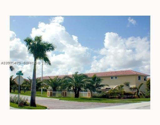 BEAUTIFUL TOWNHOUSE WITH TWO MASTER BEDROOMS UPSTAIRS AND ONE GUEST BATHROOM DOWNSTAIR, WITH GRANITE COUNTERTOP, ITALIAN TILE IN KITCHEN,  WHIRLPOOL  STAINLESS STEEL APPLIANCES,FENCED PATIO, TWO ASSIGNED PARKINGS, WASHER & DRYER IN UNIT AND MUCH MORE. EXCELLENT LOCATION CLOSE TO SHOPPING AREAS, RESTAURANTS AND MAJOR ROADS.