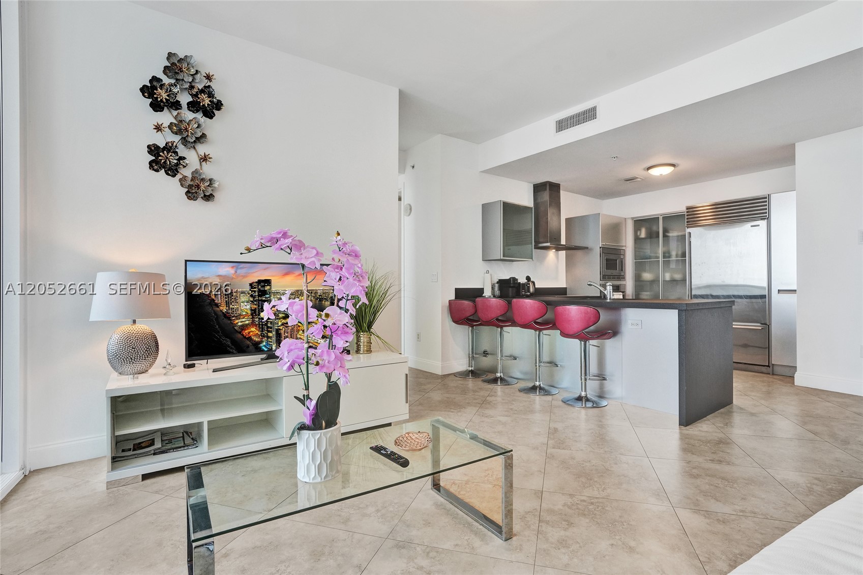 TRUMP ROYALE CONDO - Residential Lease
