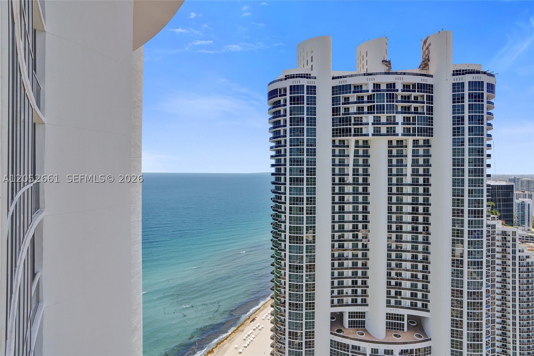 TRUMP ROYALE CONDO - Residential Lease