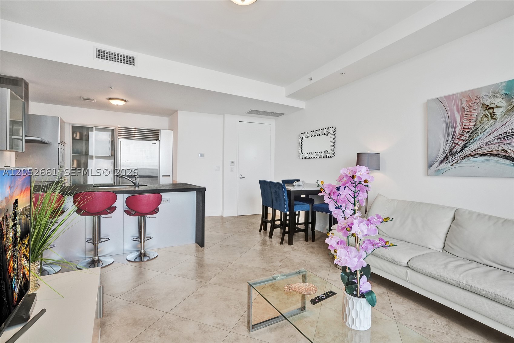 TRUMP ROYALE CONDO - Residential Lease