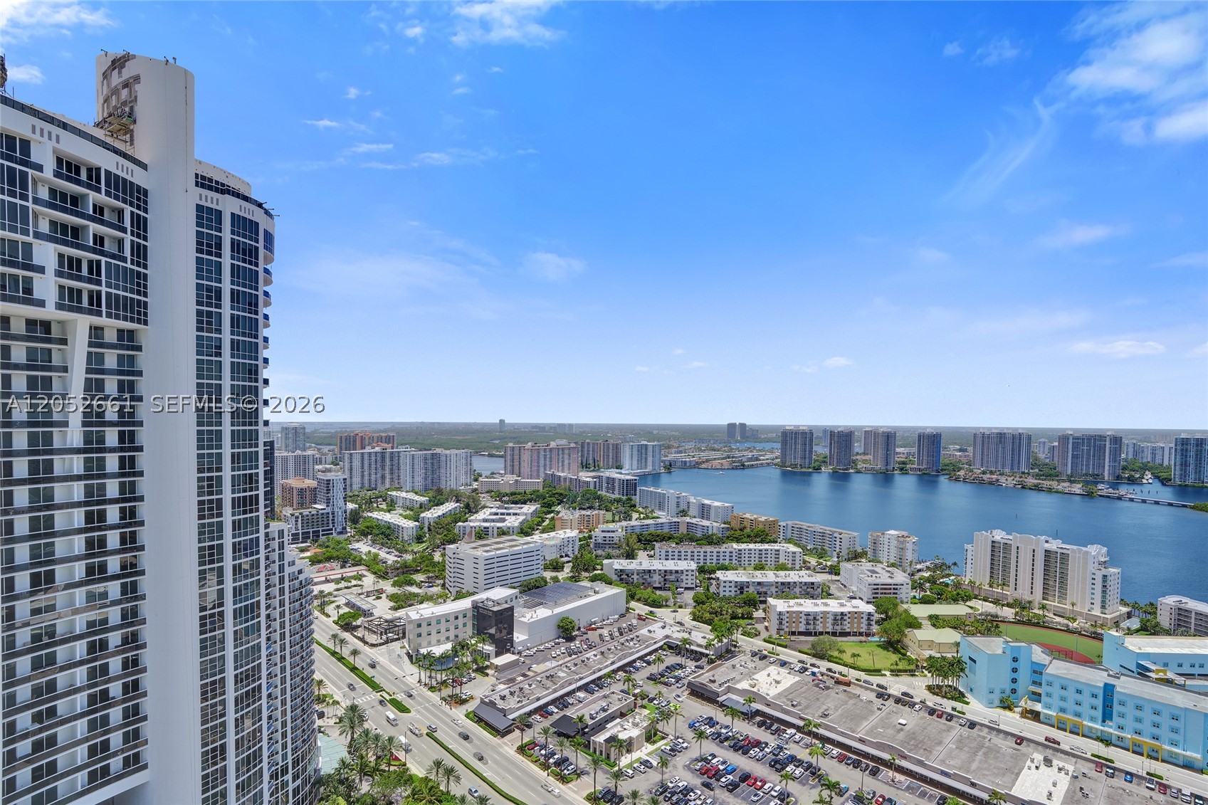 TRUMP ROYALE CONDO - Residential Lease