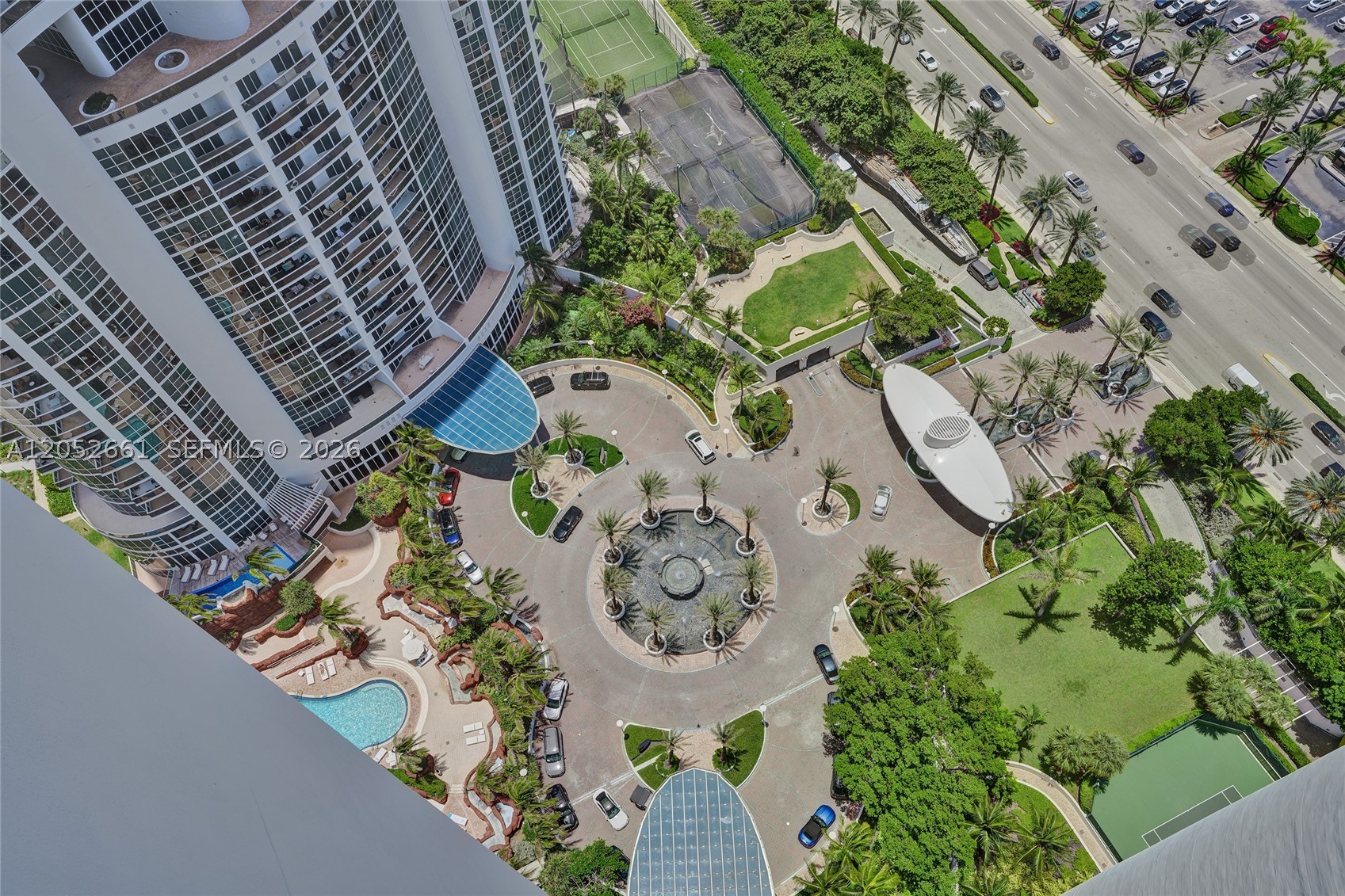 TRUMP ROYALE CONDO - Residential Lease