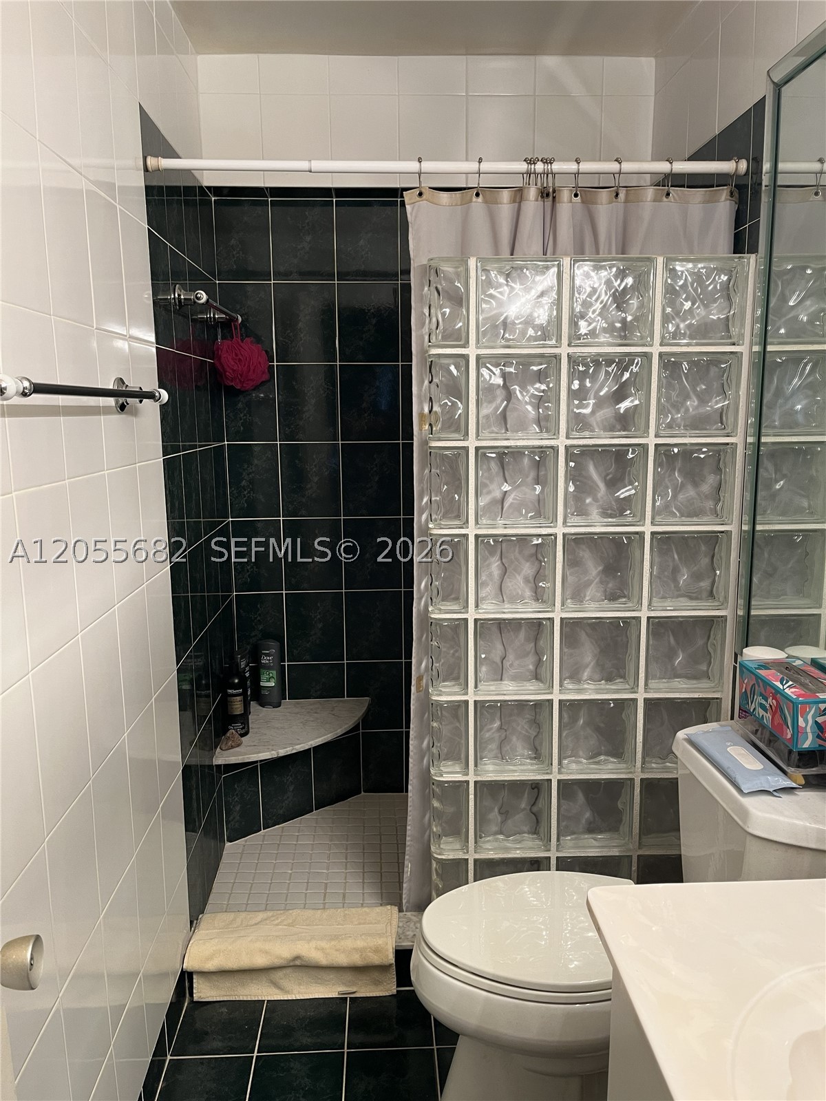 GOLDEN ISLES TOWERS CONDO - Residential