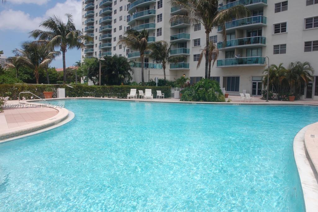 OCEANVIEW BUILDING A COND - Residential