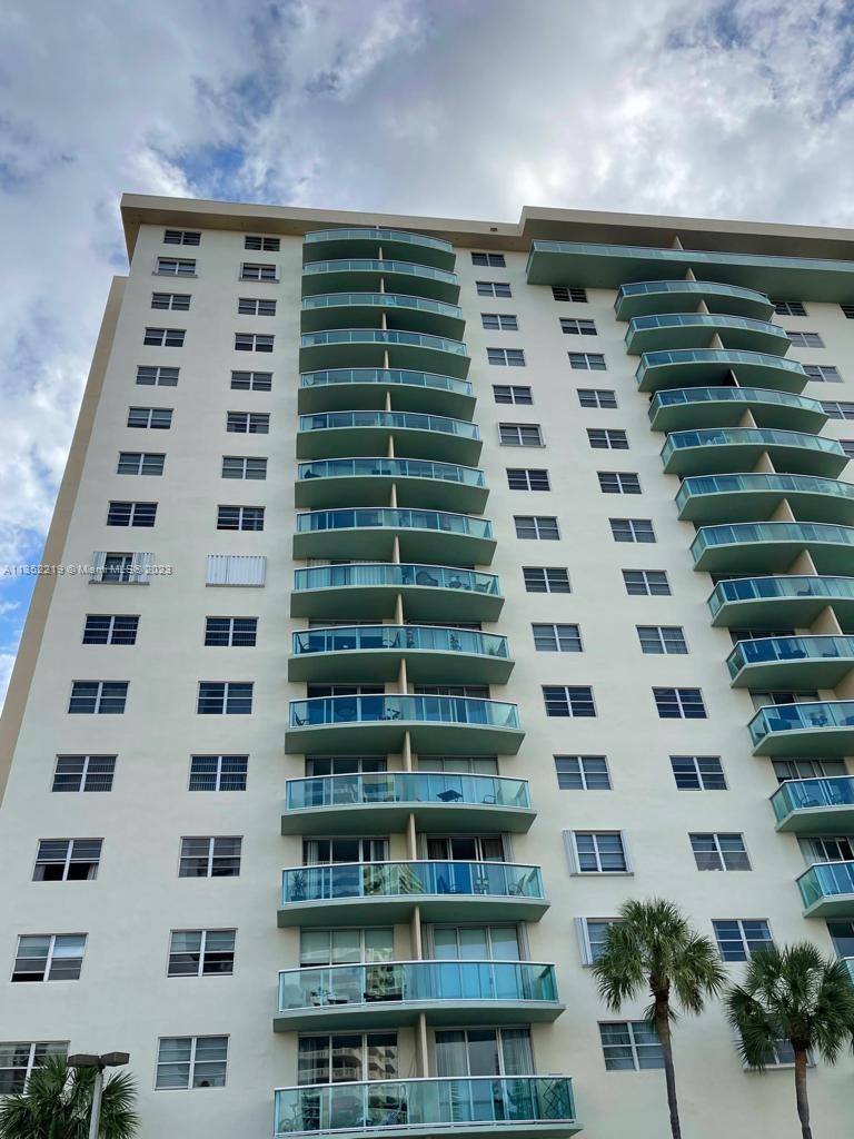 OCEANVIEW BUILDING A COND - Residential