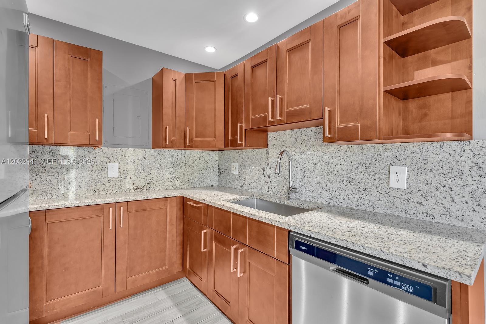 SUN AND LAKE CONDO - Residential Lease