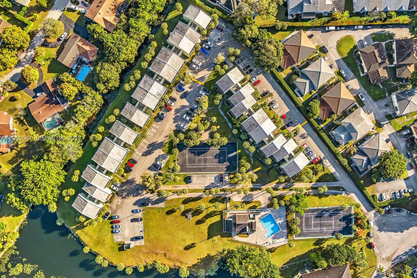 SUN AND LAKE CONDO - Residential Lease
