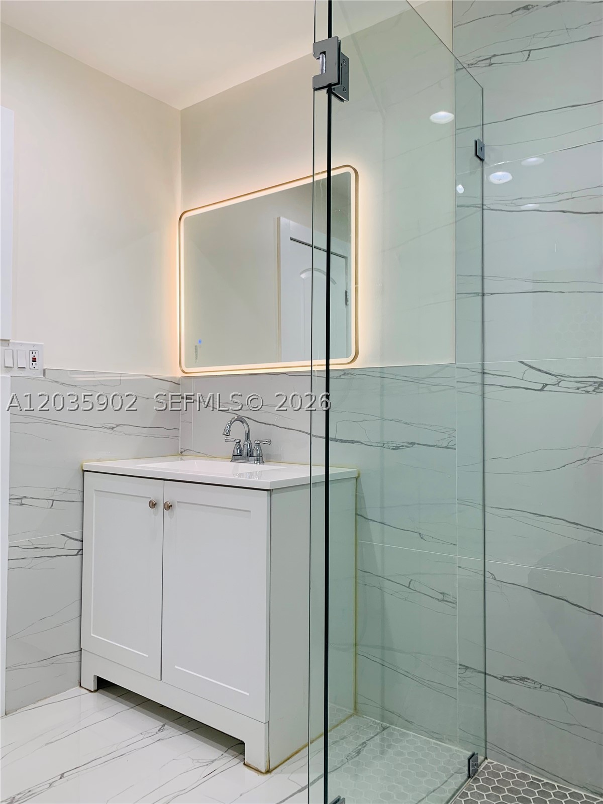 CAROL CITY RED ROAD MANOR - Residential Lease