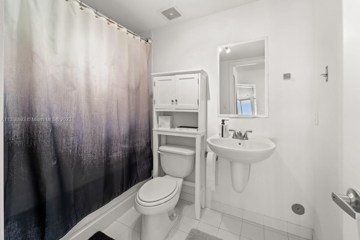 NEO VERTIKA CONDO - Residential Lease