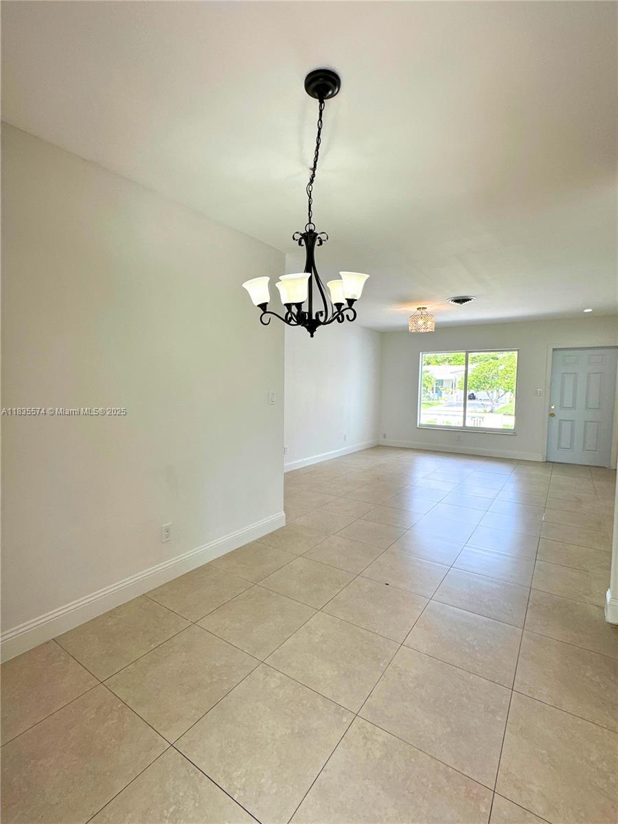 OAKLAND ESTATES 7TH SECTI - Residential