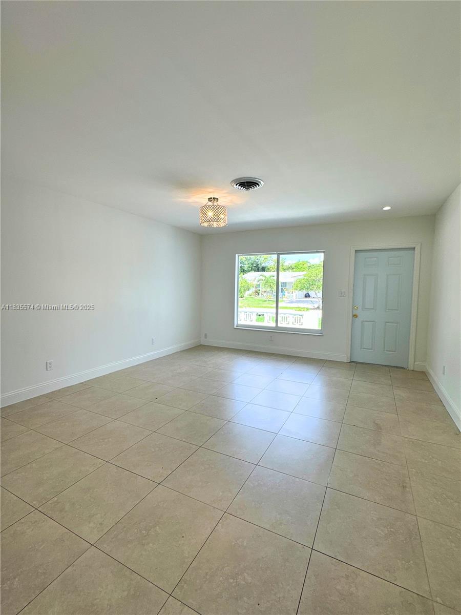 OAKLAND ESTATES 7TH SECTI - Residential
