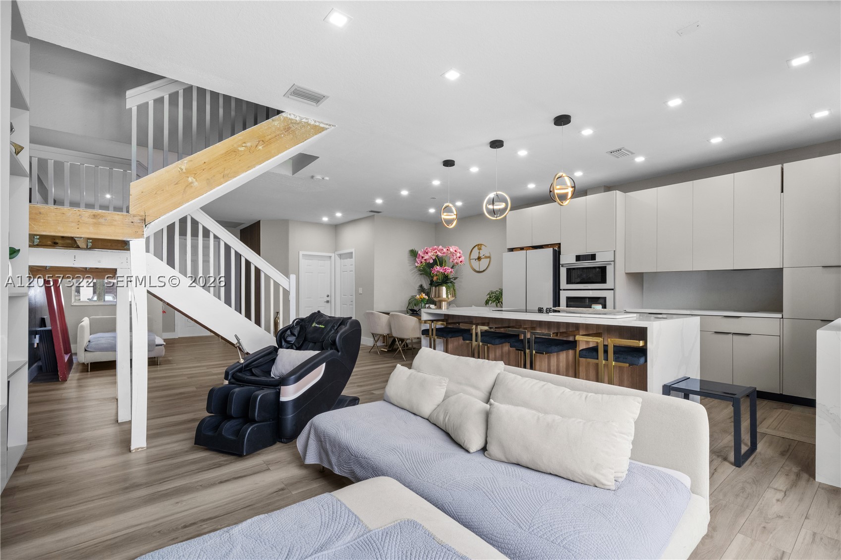 ISLANDS AT DORAL 1ST ADDN - Residential