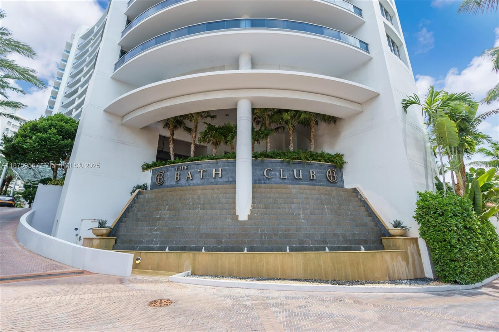 THE RESIDENCES AT THE BAT - Residential