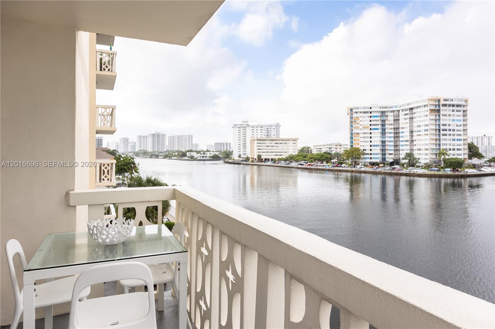 Stunning, newly renovated 3-bedroom, 2-bath luxury residence available for immediate move-in! The only 3 bedroom unit in the building. Features an open-concept kitchen with modern appliances, elegant finishes, and a spacious balcony with magnificent canal views. Includes an oversized parking space for added convenience. The building offers premium amenities including a heated pool, sun deck, and fitness center, and has recently passed its 50-year certification for peace of mind.