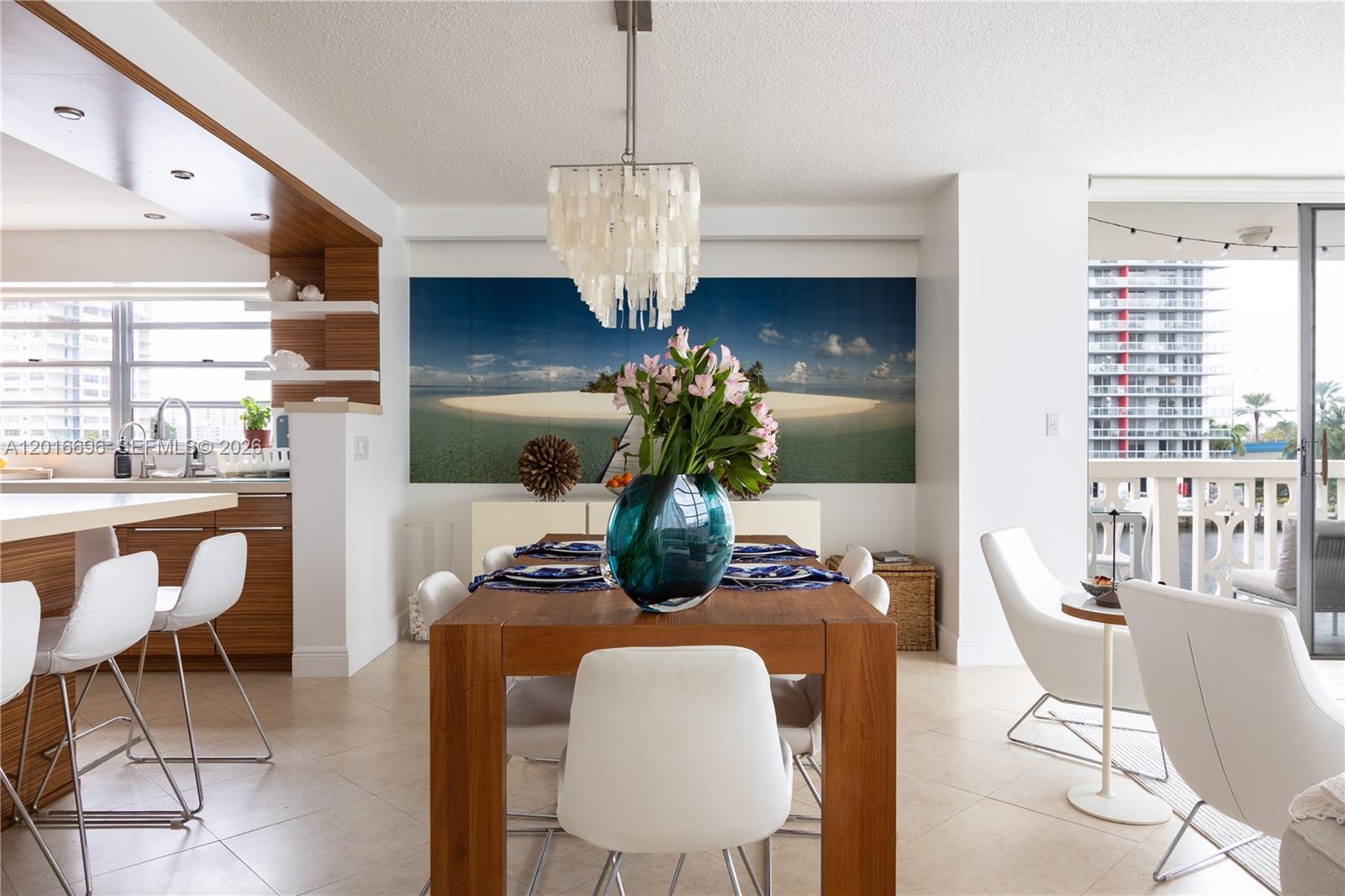 IMPERIAL TOWERS CONDO - Residential