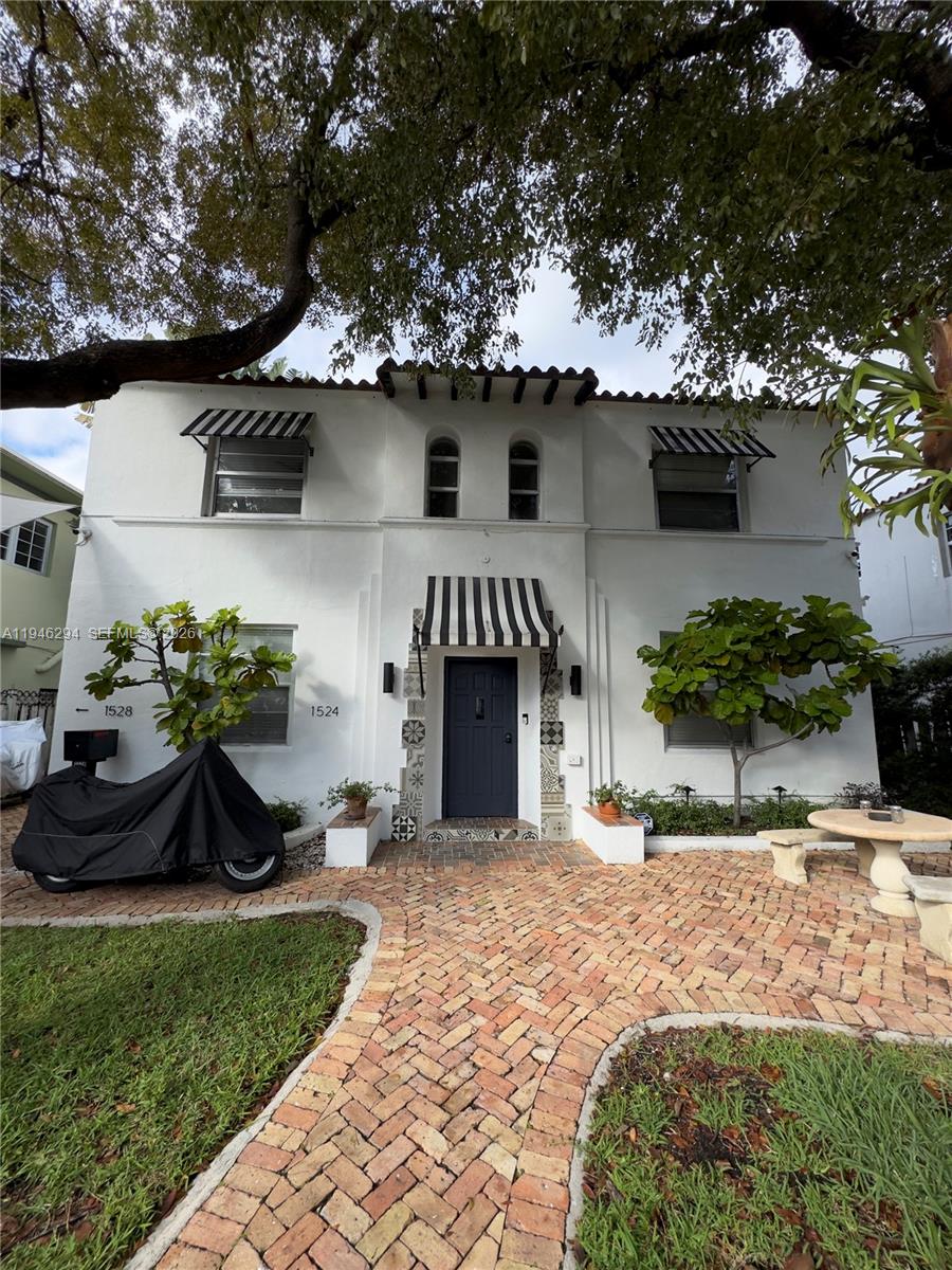 LINCOLN SUB - Residential Lease