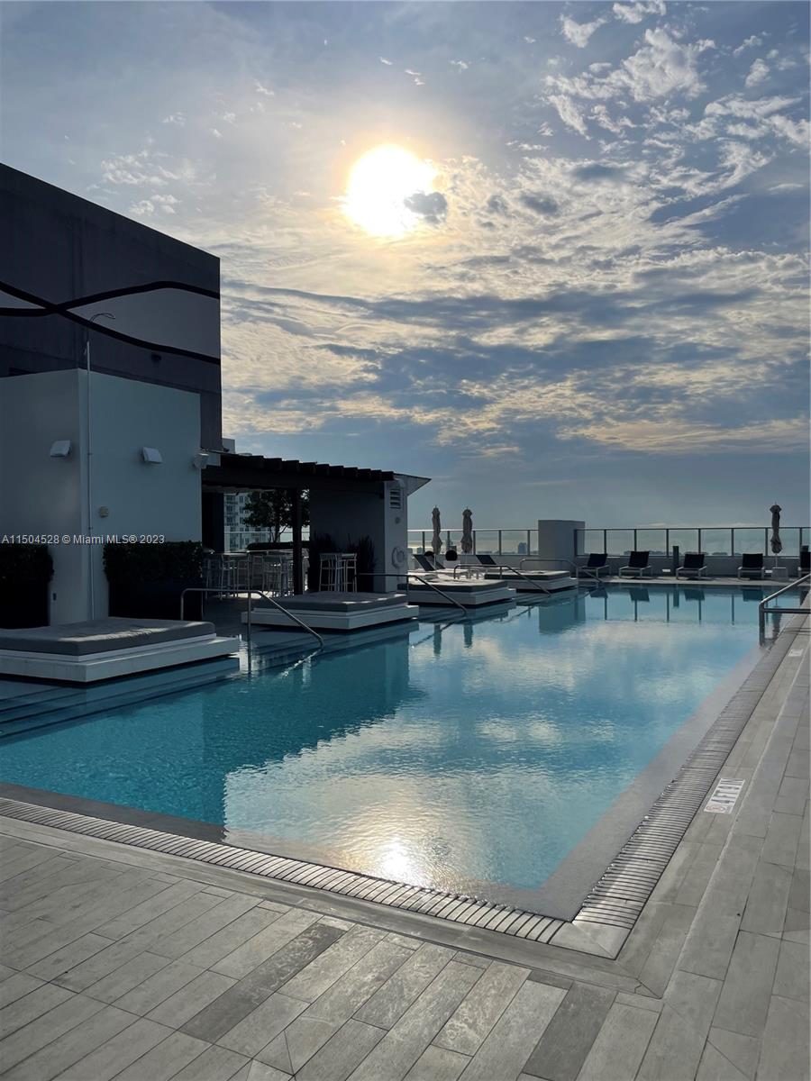 1010 BRICKELL CONDO - Residential Lease