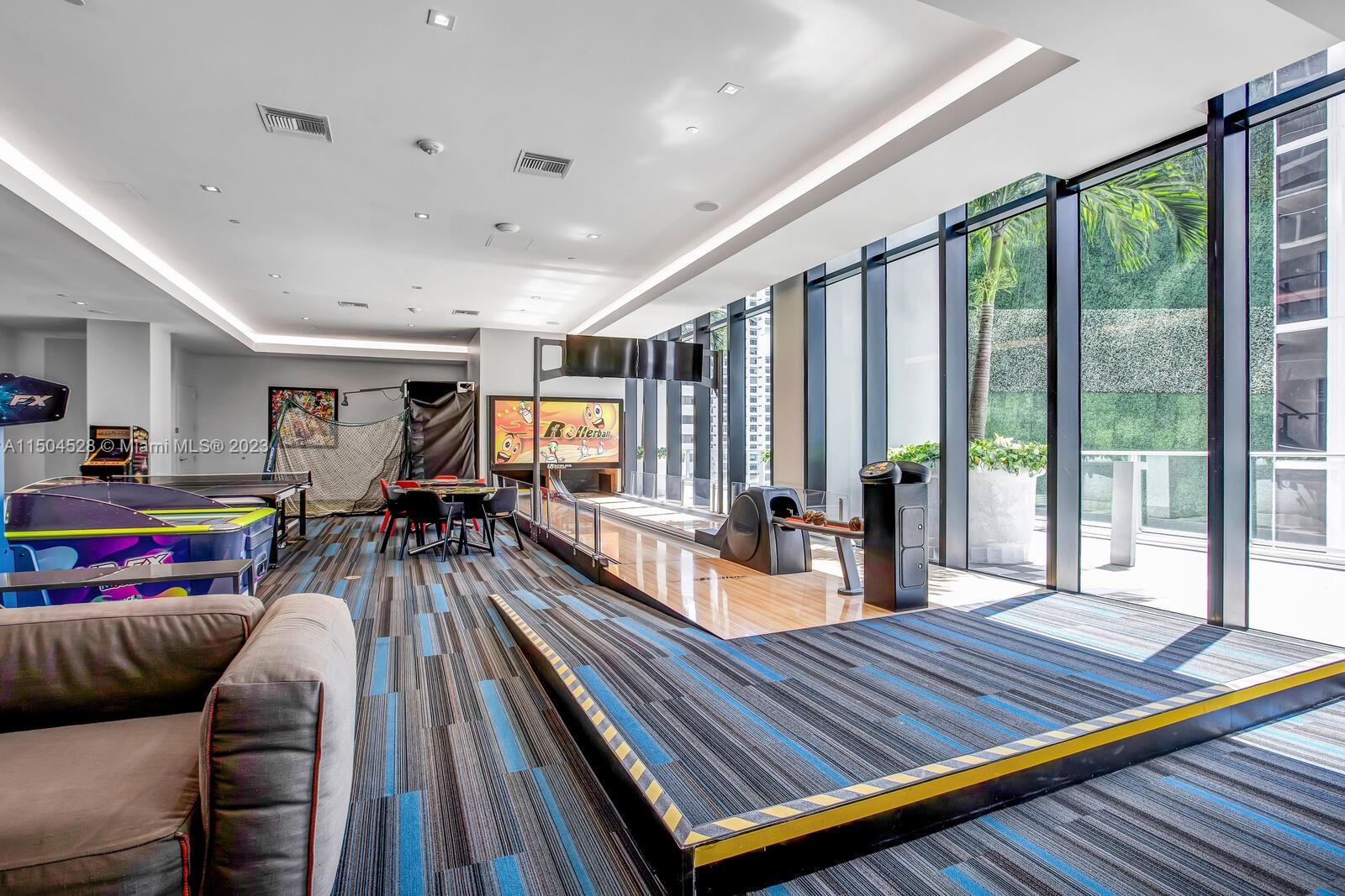 1010 BRICKELL CONDO - Residential Lease