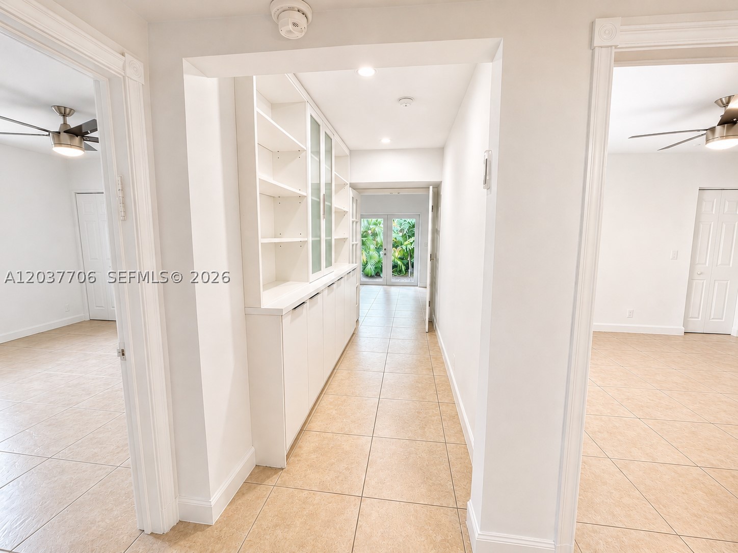 ALTOS DEL MAR NO 4 - Residential