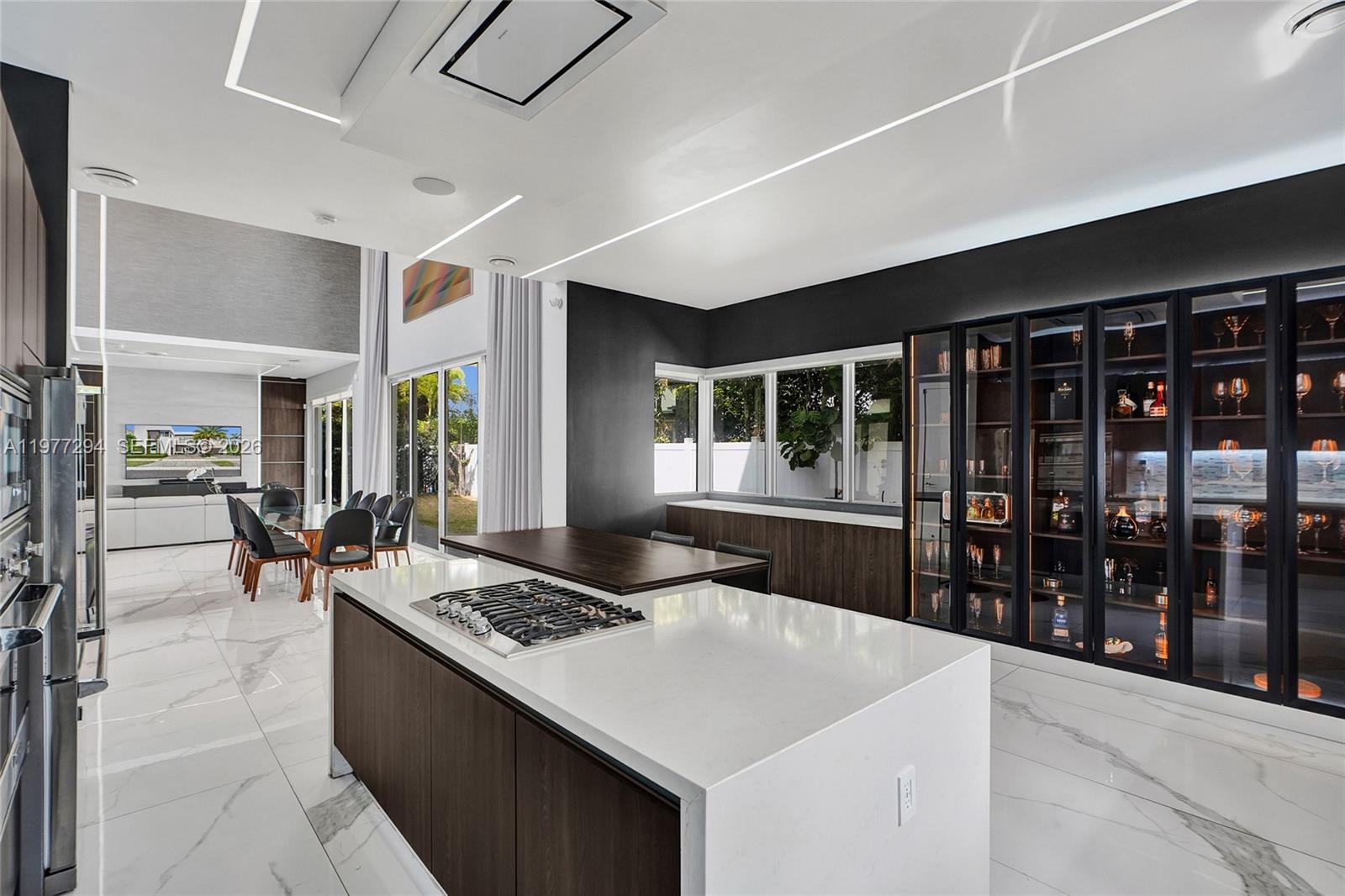 DORAL COMMONS RESIDENTIAL - Residential