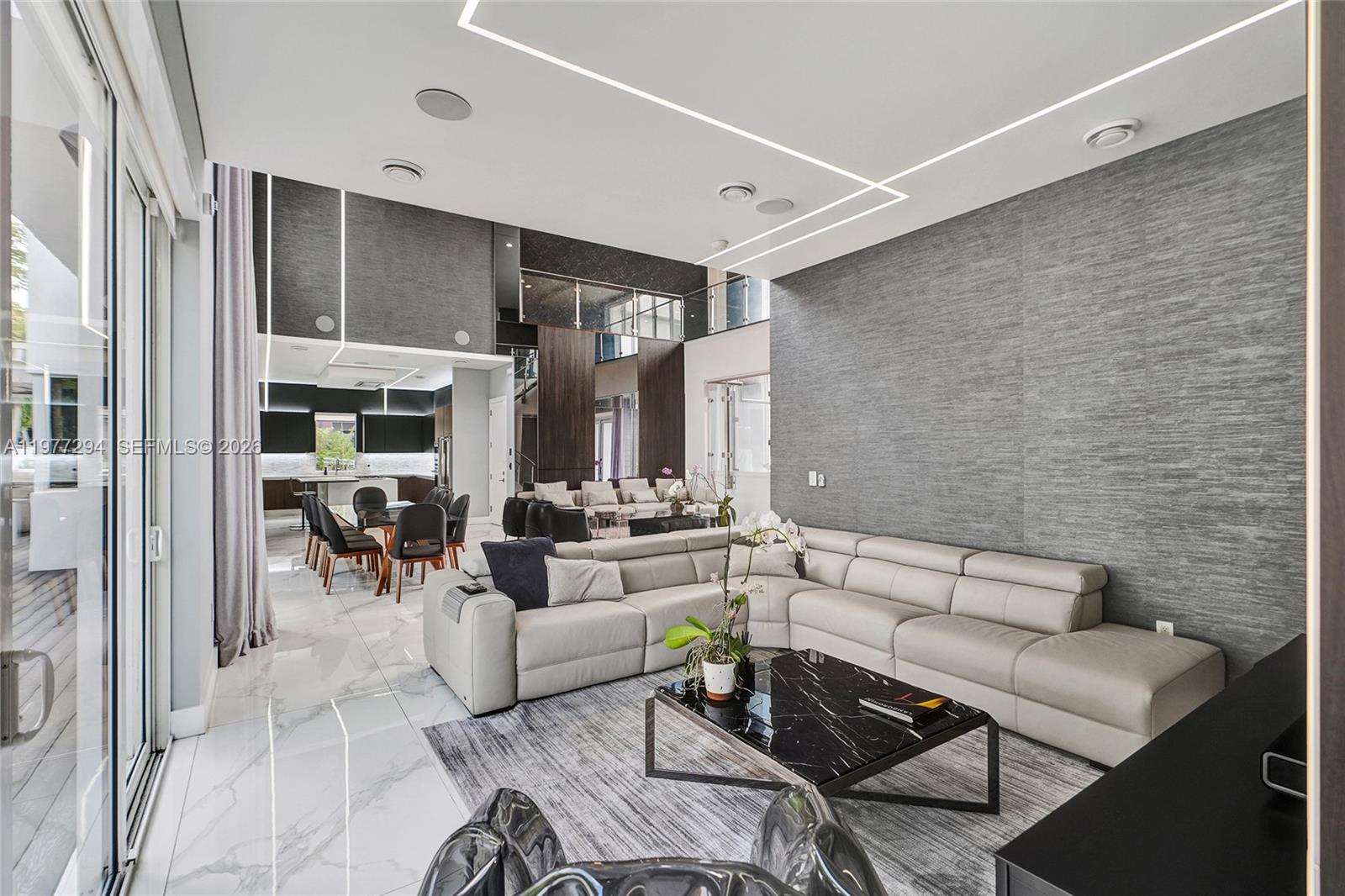 DORAL COMMONS RESIDENTIAL - Residential