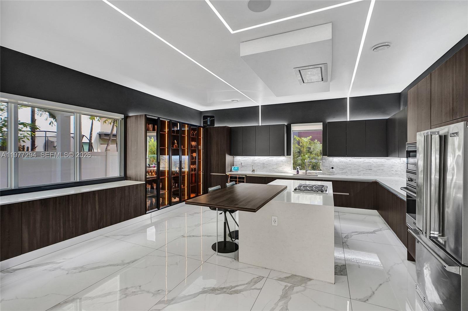 DORAL COMMONS RESIDENTIAL - Residential