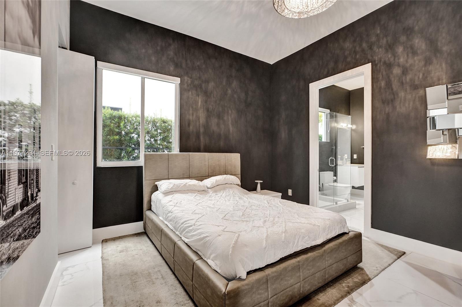 DORAL COMMONS RESIDENTIAL - Residential