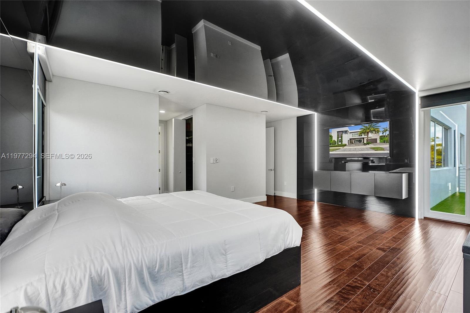 DORAL COMMONS RESIDENTIAL - Residential