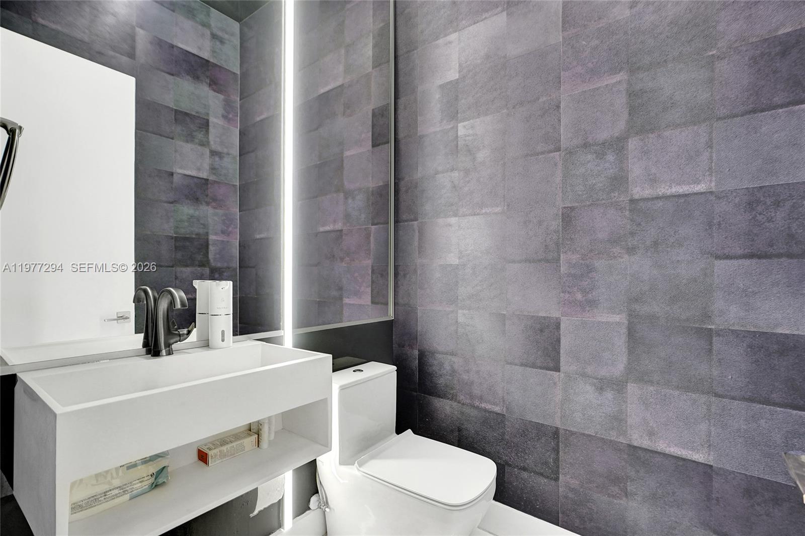 DORAL COMMONS RESIDENTIAL - Residential