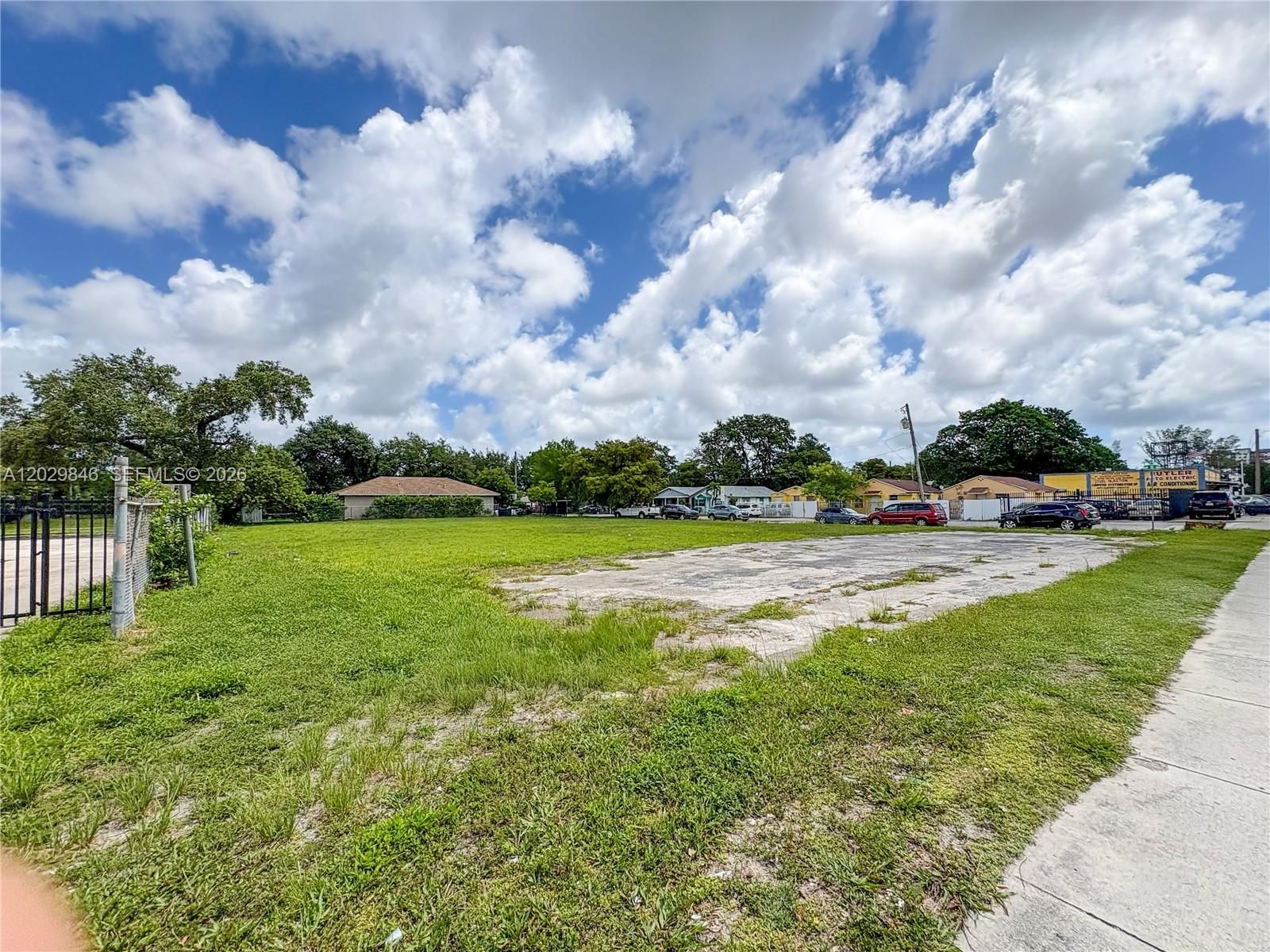PL OF LITTLE RIVER GARDEN - Commercial Sale