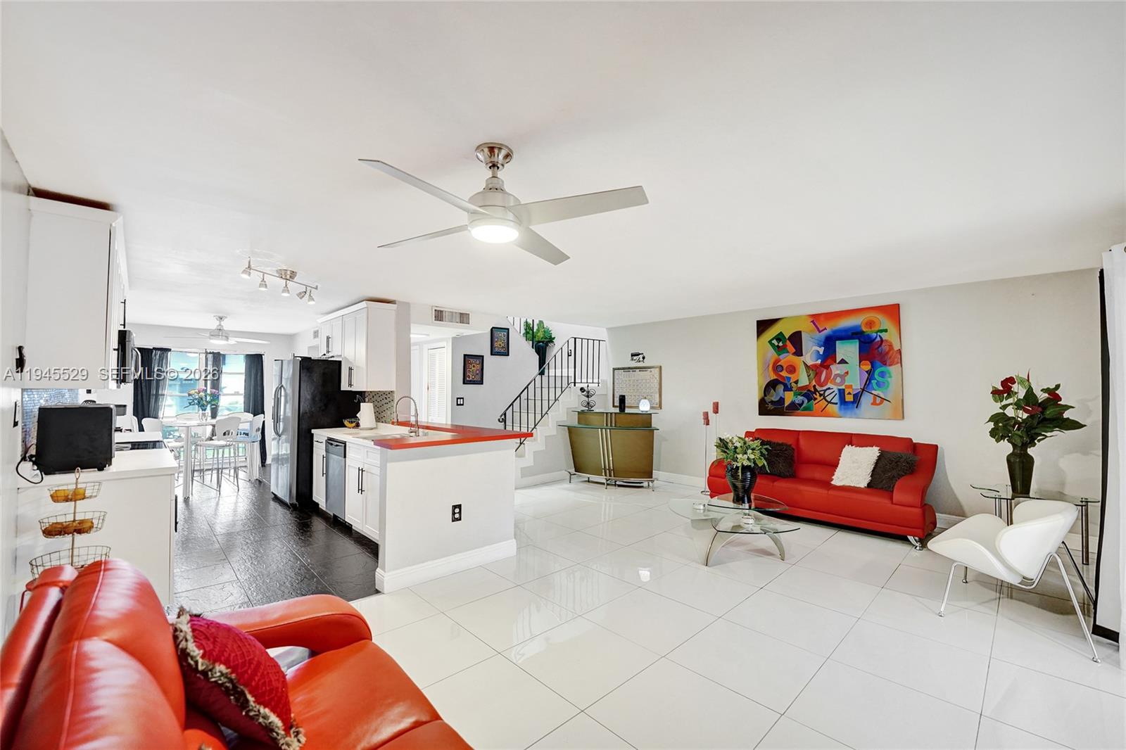 HOLLYWOOD GARDENS CONDOMI - Residential