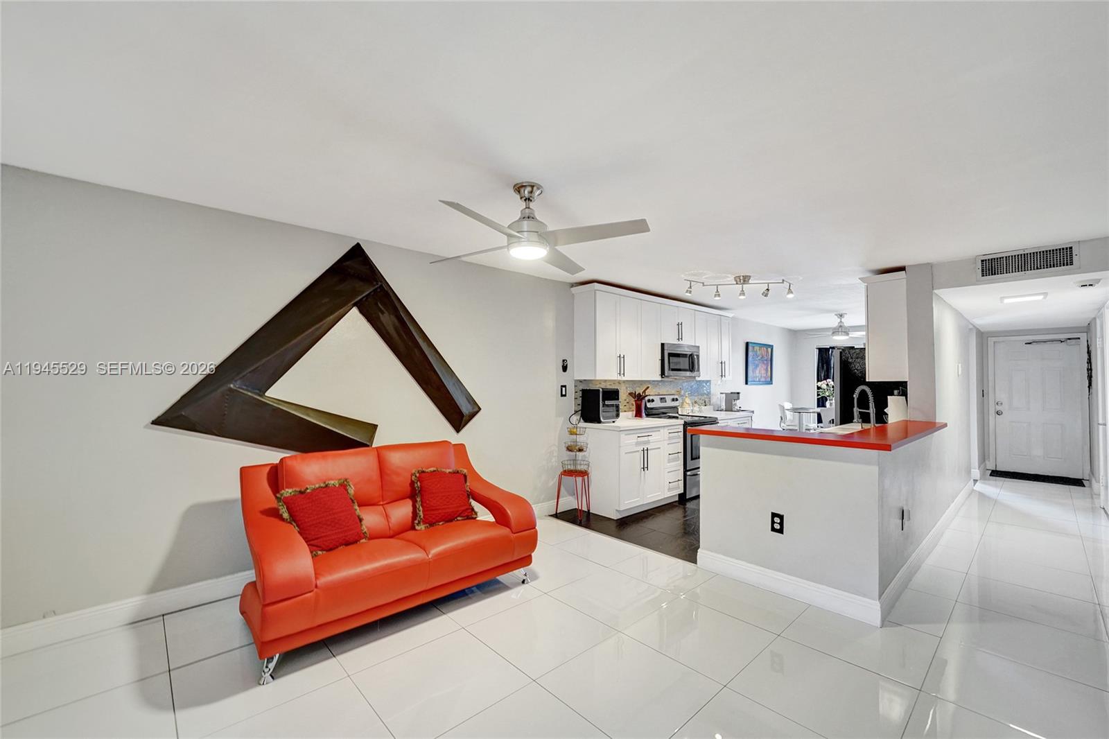 HOLLYWOOD GARDENS CONDOMI - Residential
