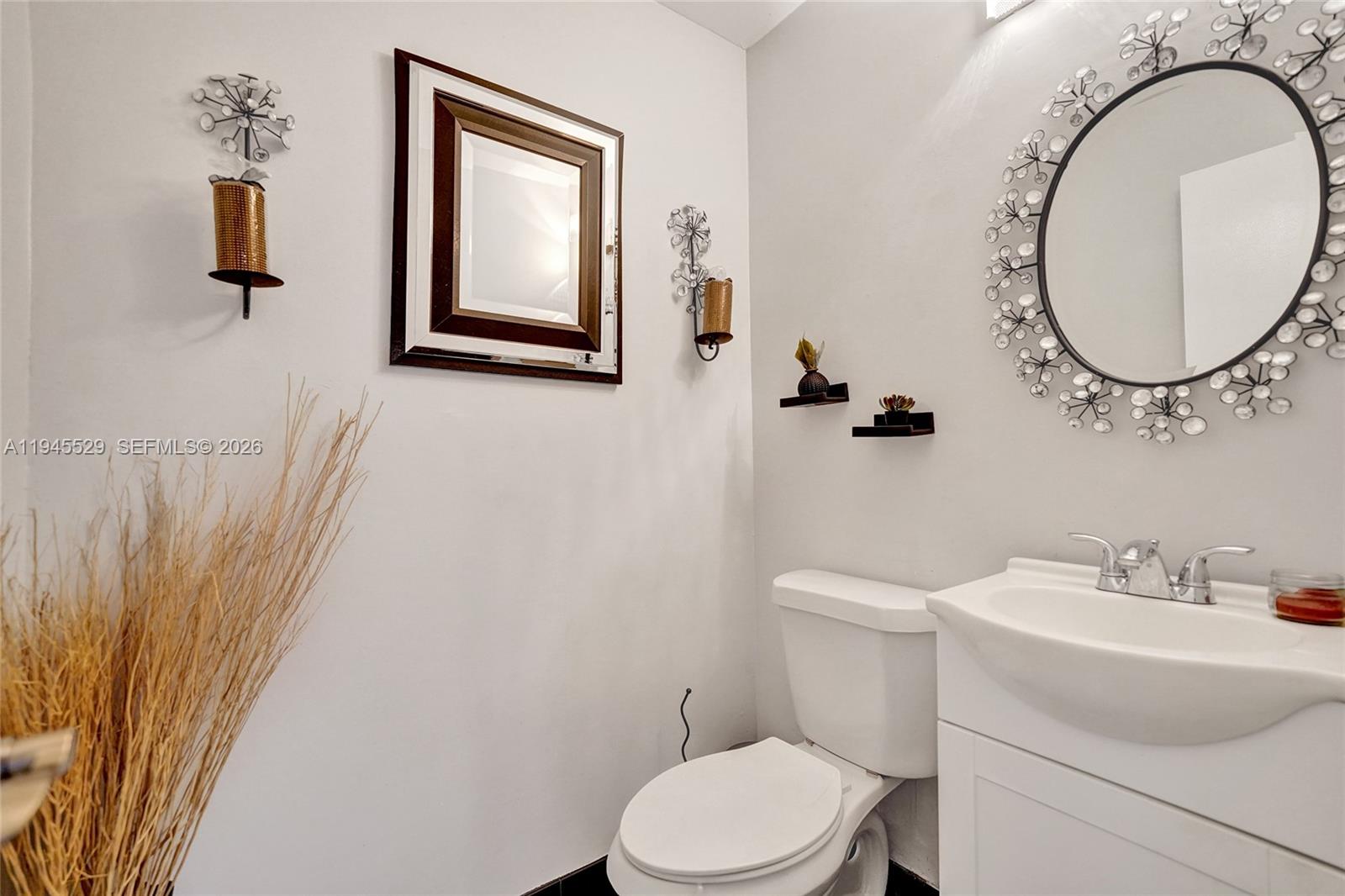 HOLLYWOOD GARDENS CONDOMI - Residential