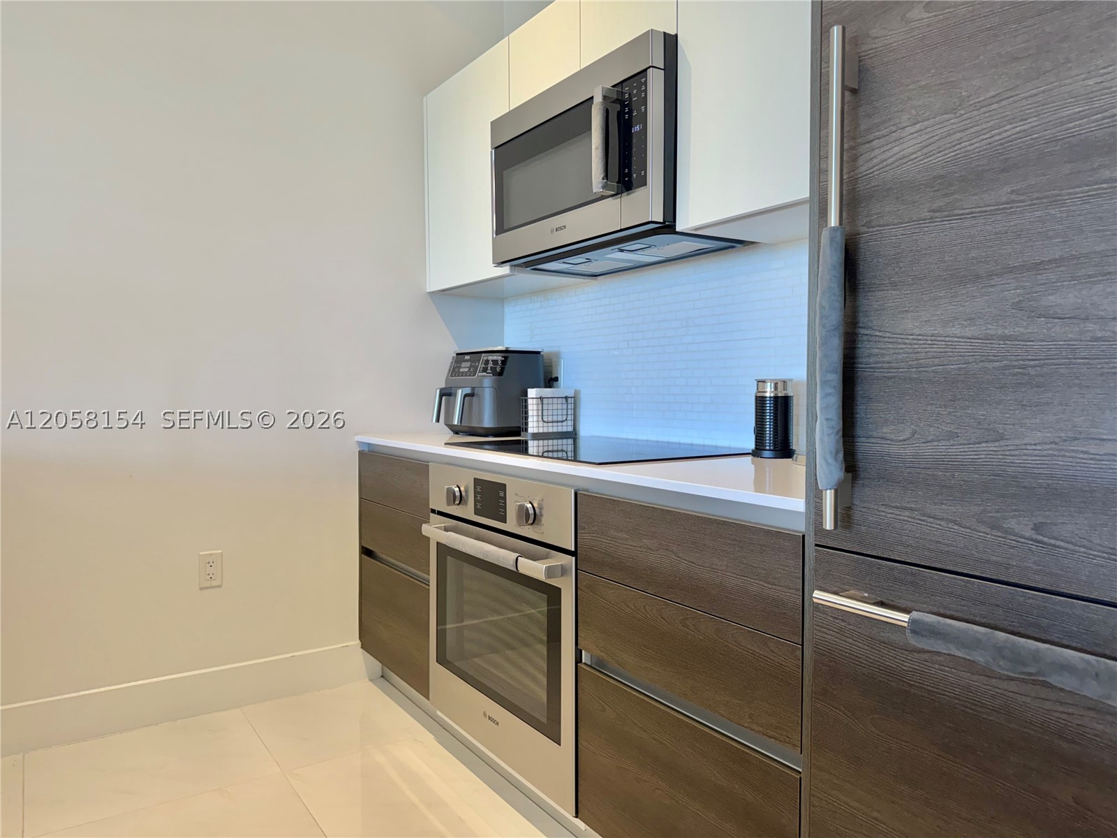 MERRICK MANOR CONDO - Residential