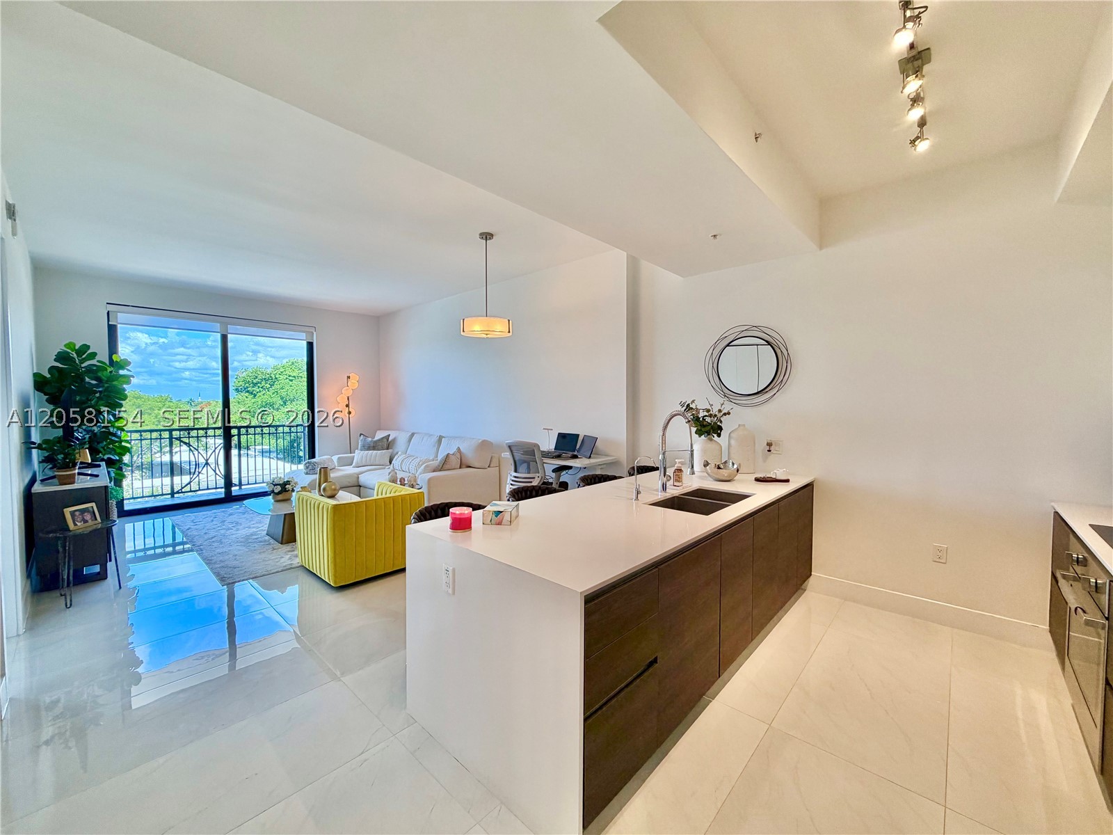 MERRICK MANOR CONDO - Residential