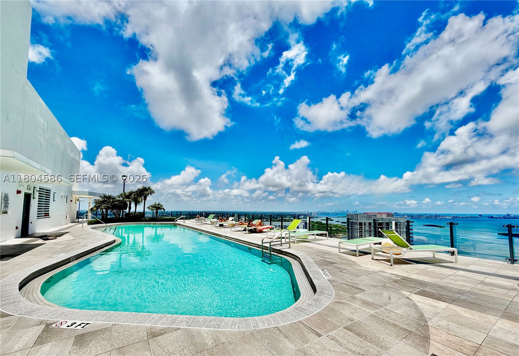 PARAISO BAYVIEWS CONDO - Residential