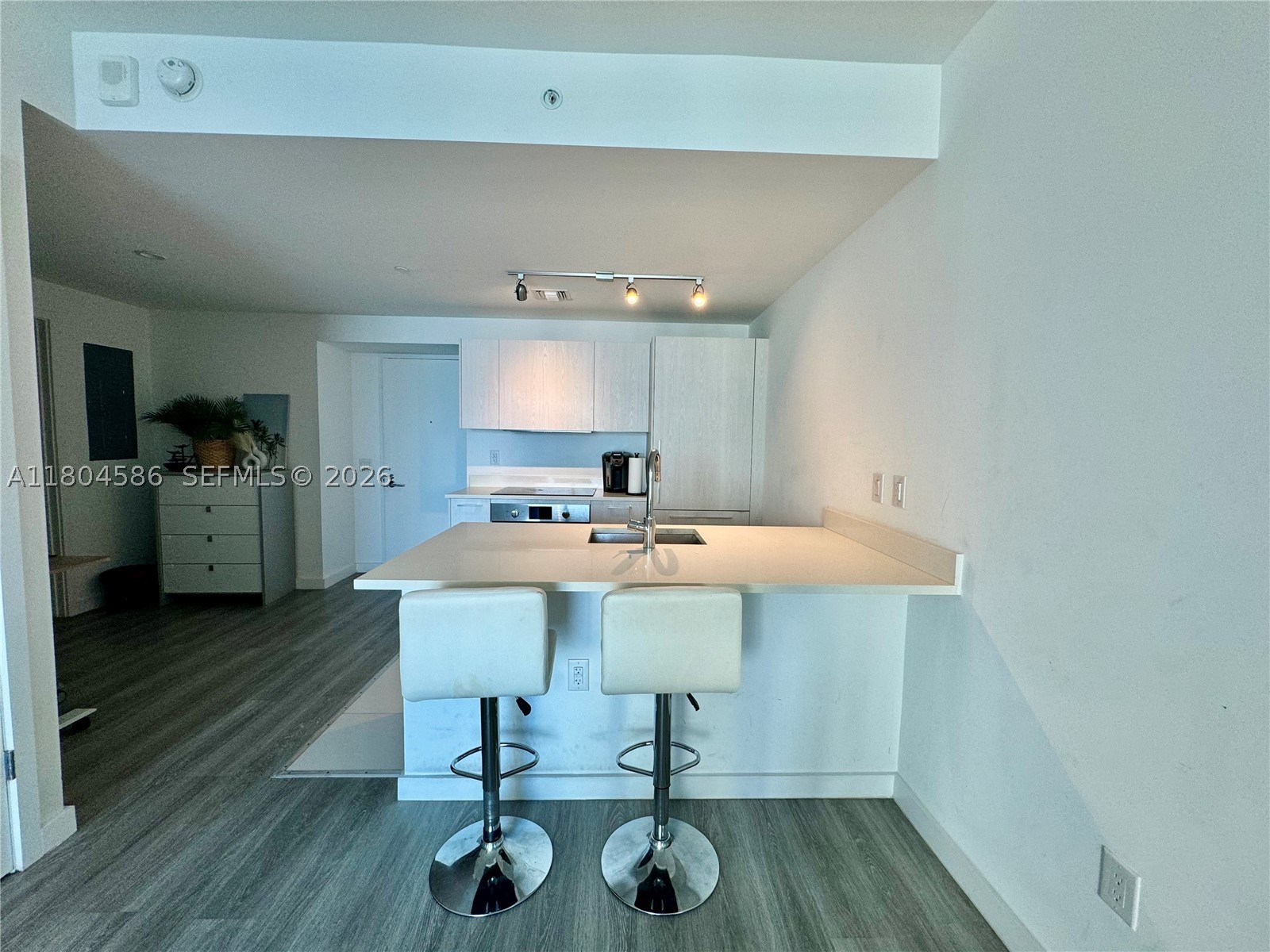 PARAISO BAYVIEWS CONDO - Residential